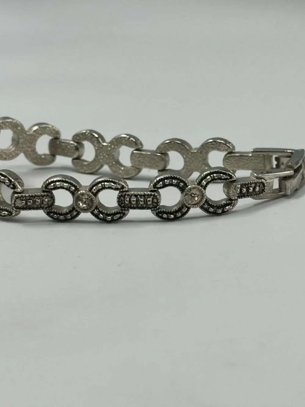 LA Express Watch Women Silver Tone Open Link Rhinestone Band New Battery 7.75